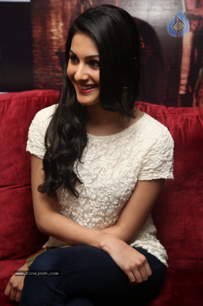 Amyra Dastur Stills - 1 / 47 photos