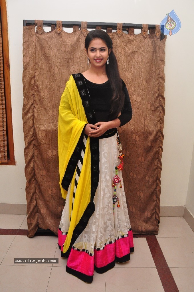 Avika New Pics - 5 / 64 photos