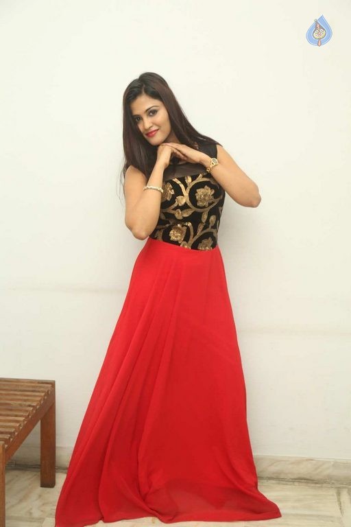 Ananya Shetty New Photos - 30 / 36 photos