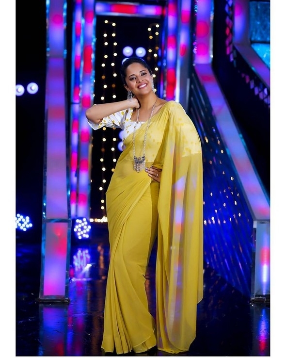 Anasuya Bharadwaj Latest Pics - 17 / 17 photos