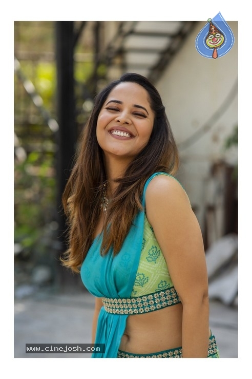 Anasuya Bharadwaj Photos - 8 / 11 photos