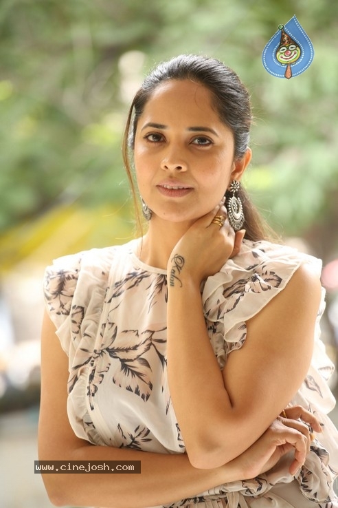 Anasuya  Interview Pics - 8 / 21 photos