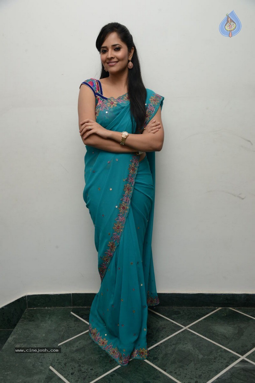 Anasuya New Photos - 6 / 30 photos