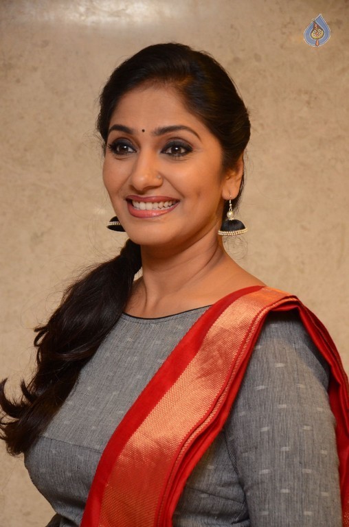 Anchor Jhansi New Photos - 10 / 34 photos