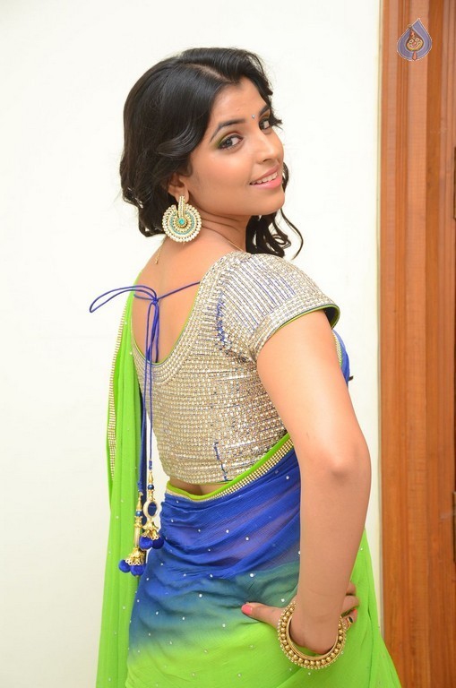 Anchor Shyamala Photos - 11 / 27 photos