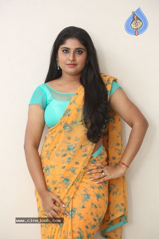 Anchor Sonia Chowdary Pics - 14 / 15 photos