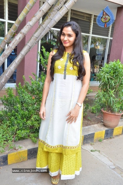 Andrea Jeremiah New Photos - 6 / 9 photos