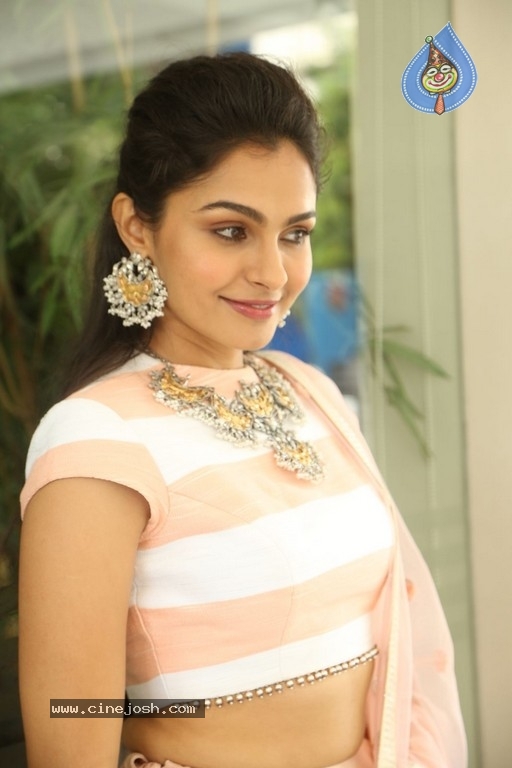 Andrea Jeremiah Photos - 7 / 18 photos