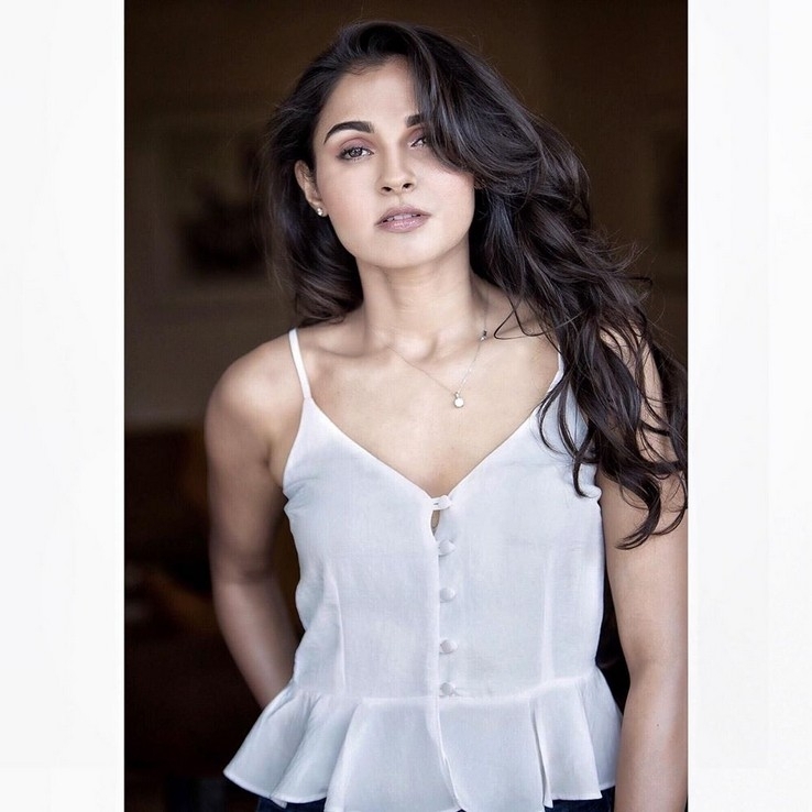 Andrea Jeremiah Pics - 6 / 9 photos