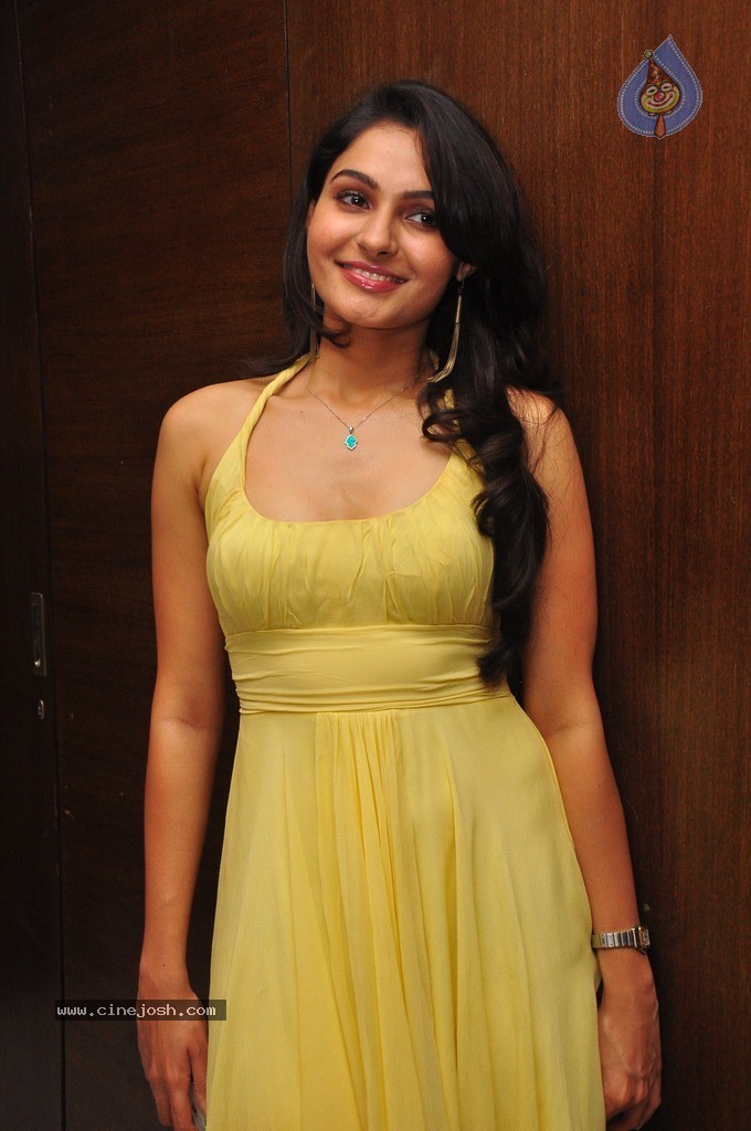 Andrea New Hot Photos - 69 / 94 photos