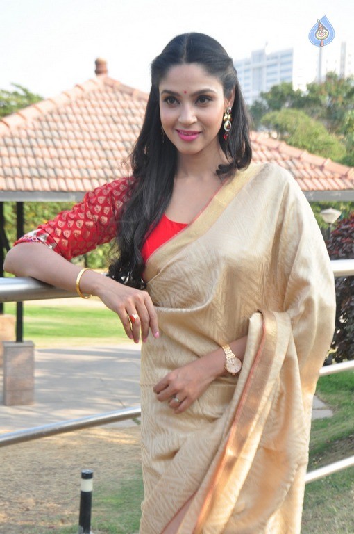 Angana Roy Latest Gallery - 22 / 40 photos