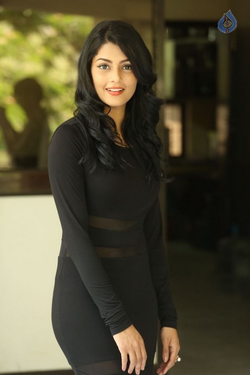 Anisha Ambrose New Photos - 2 / 40 photos