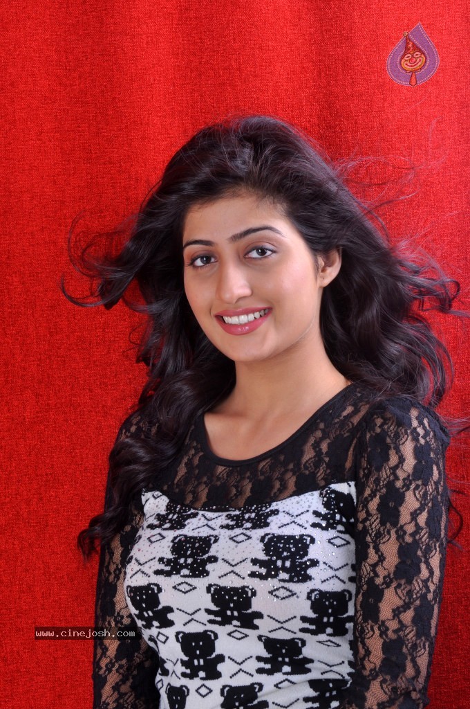 Anisha Singh Latest Stills - 24 / 81 photos