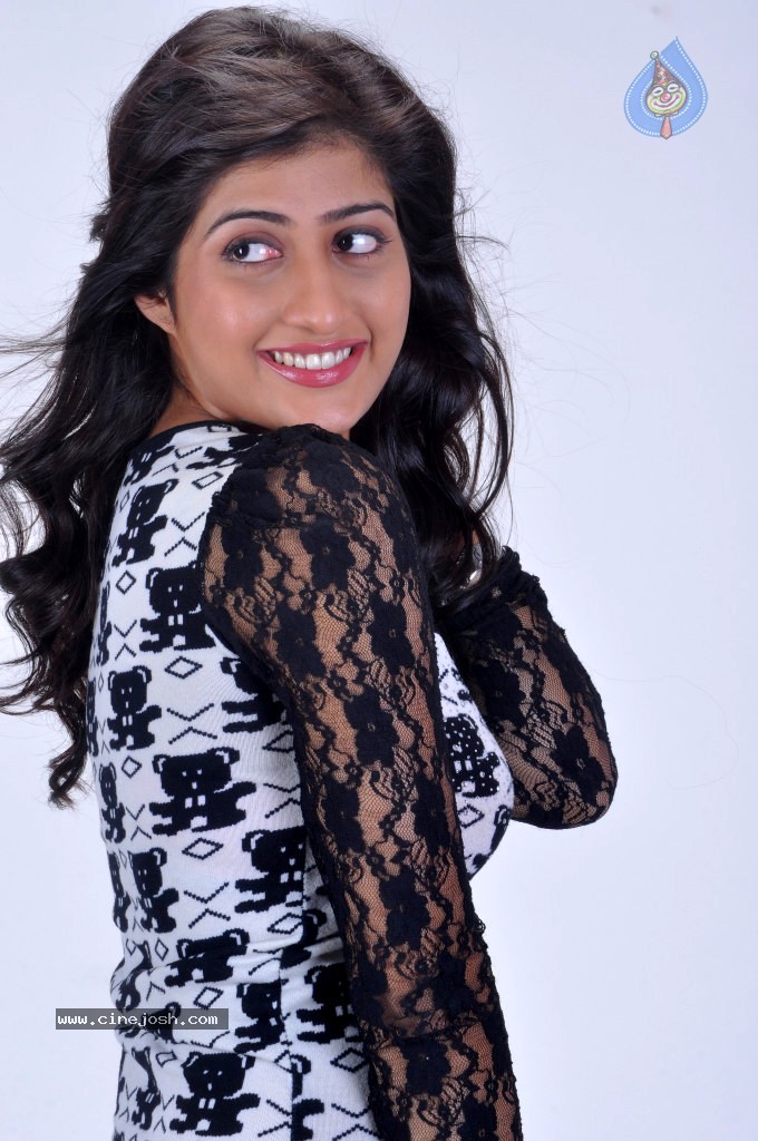 Anisha Singh Latest Stills - 45 / 81 photos