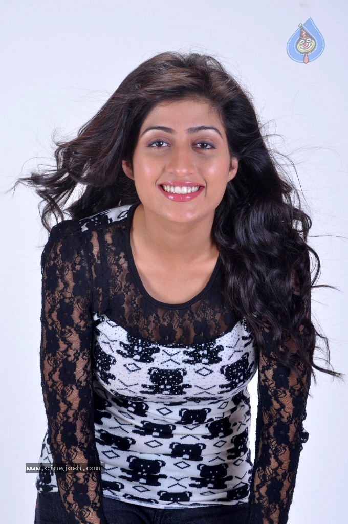 Anisha Singh Latest Stills - 46 / 81 photos