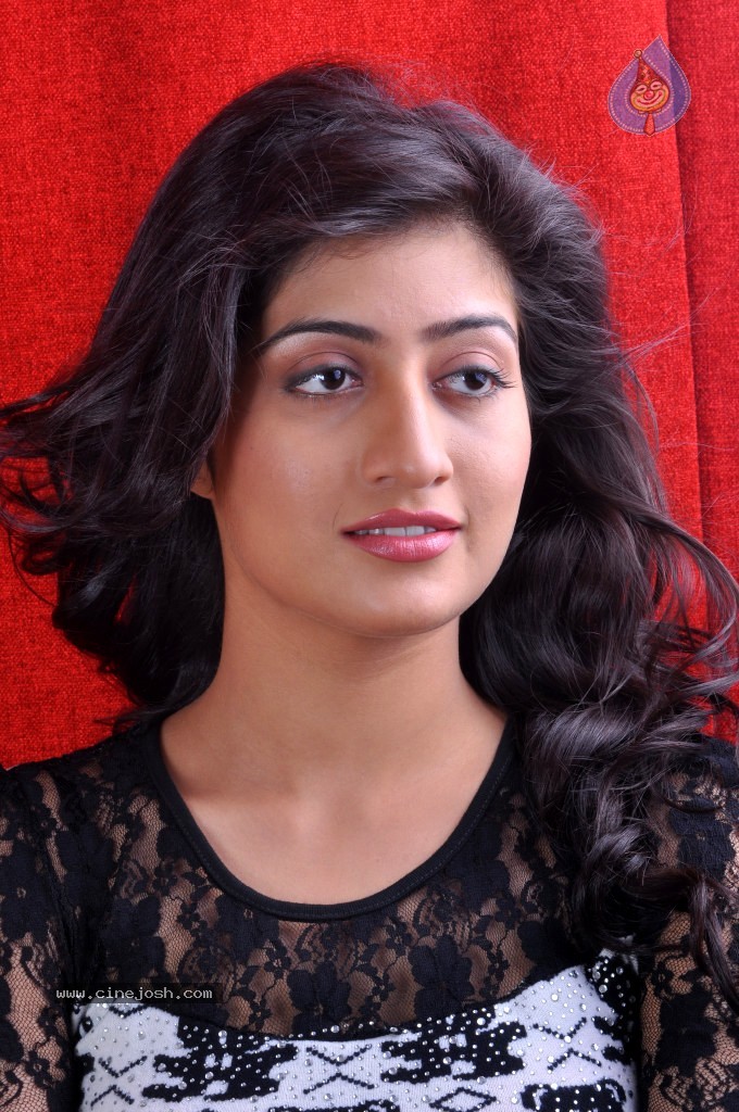 Anisha Singh Latest Stills - 50 / 81 photos
