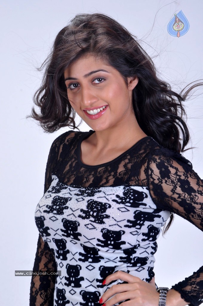 Anisha Singh Latest Stills - 71 / 81 photos