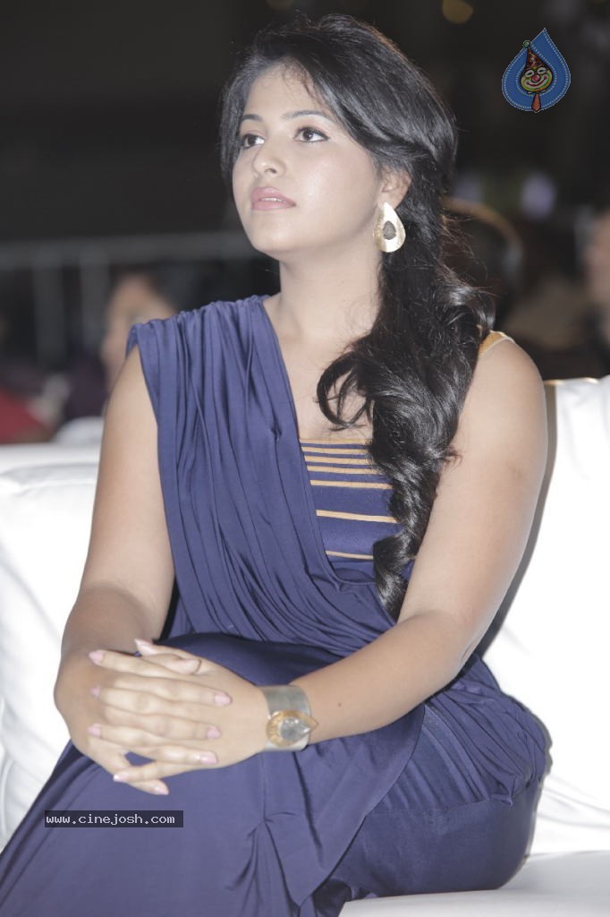 Anjali Latest Stills - 74 / 101 photos
