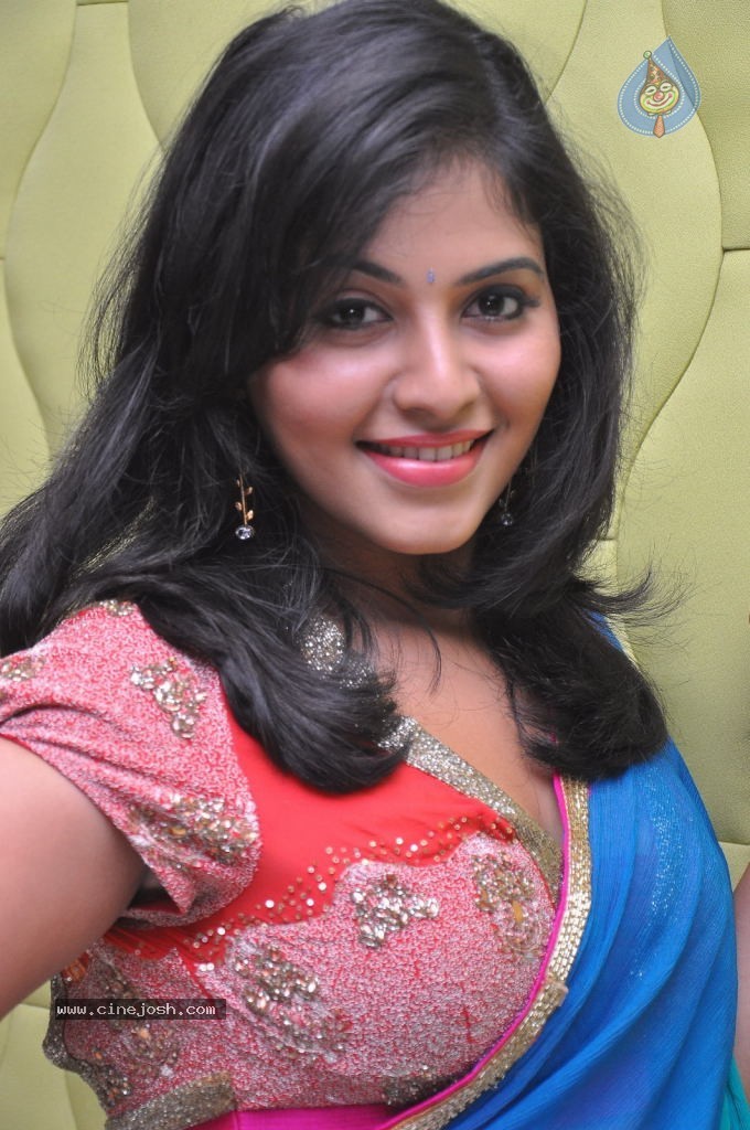 Anjali New Photos - 46 / 53 photos