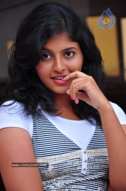 Anjali Photos - 63 / 110 photos