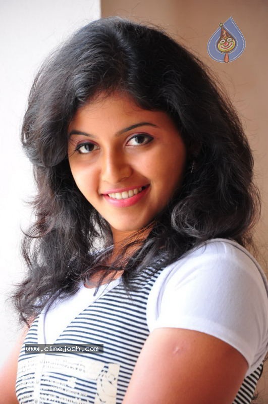 Anjali Photos - 89 / 110 photos