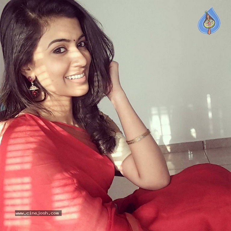 Anju Kurian Latest Images - 1 / 11 photos