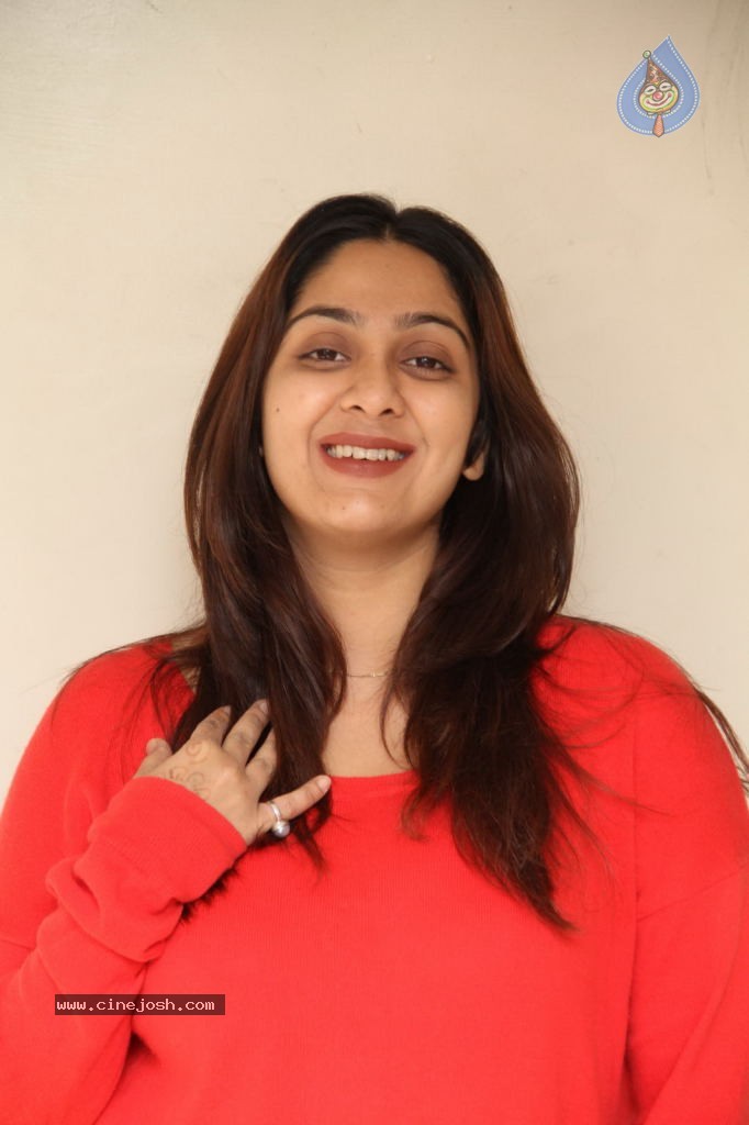Ankitha New Gallery - 8 / 118 photos