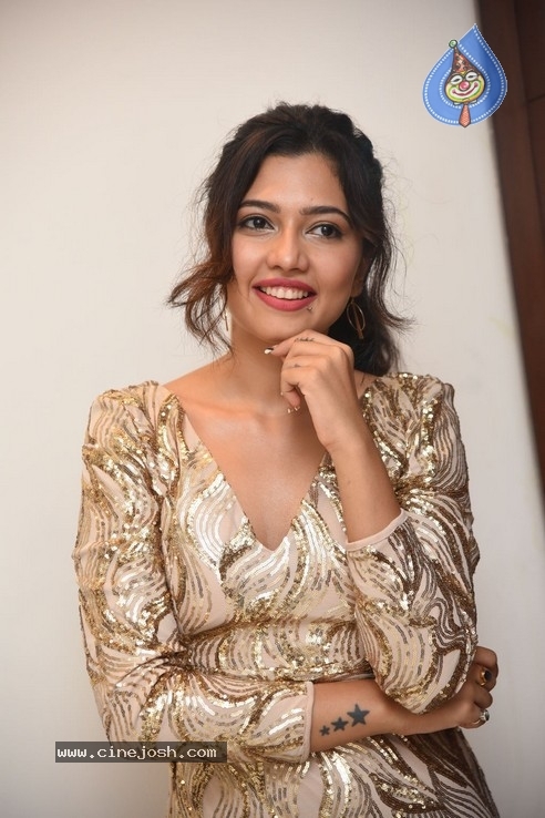 Anshula Stills - 5 / 21 photos