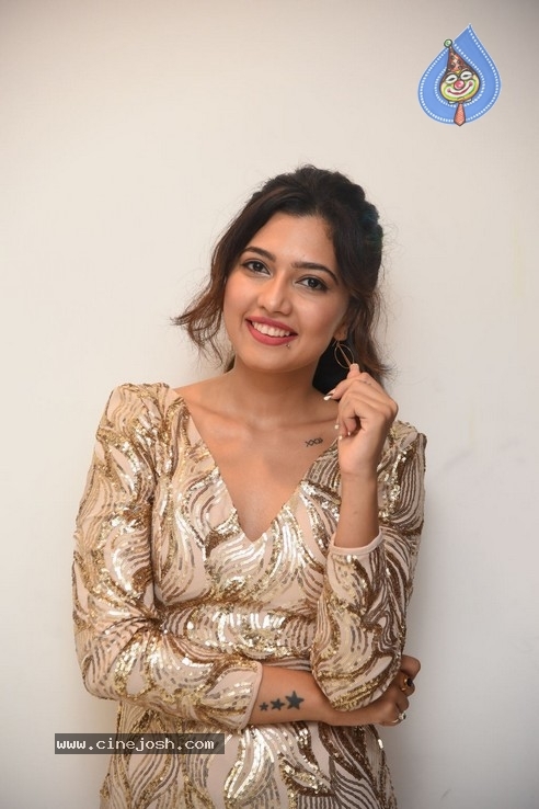 Anshula Stills - 19 / 21 photos