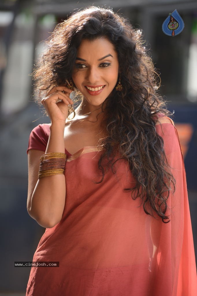 Anu Priya New Gallery - 23 / 124 photos