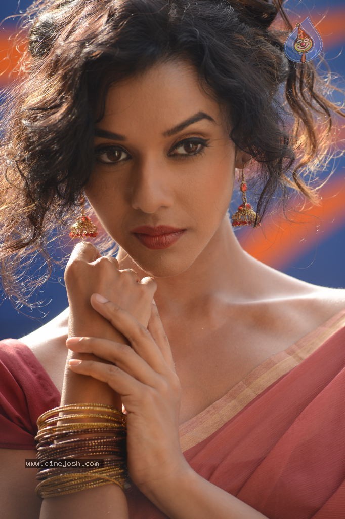 Anu Priya New Gallery - 24 / 124 photos