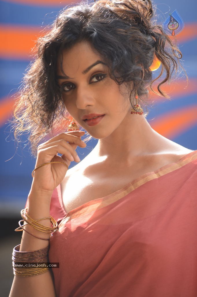 Anu Priya New Gallery - 41 / 124 photos