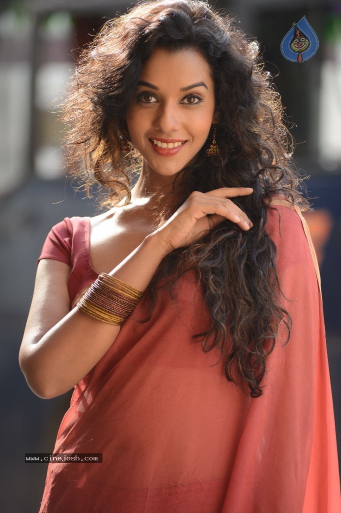 Anu Priya New Gallery - 50 / 124 photos
