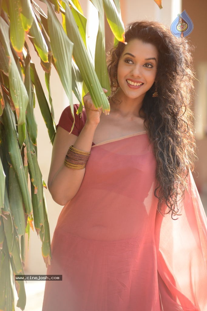 Anu Priya New Gallery - 58 / 124 photos