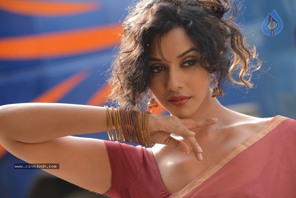 Anu Priya New Gallery - 72 / 124 photos