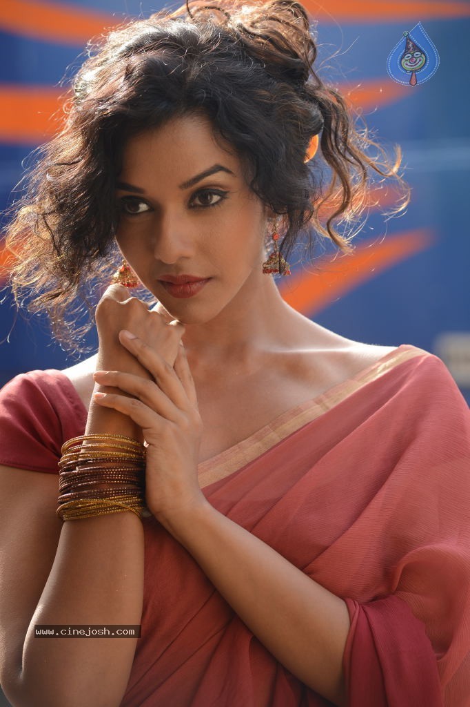 Anu Priya New Gallery - 77 / 124 photos