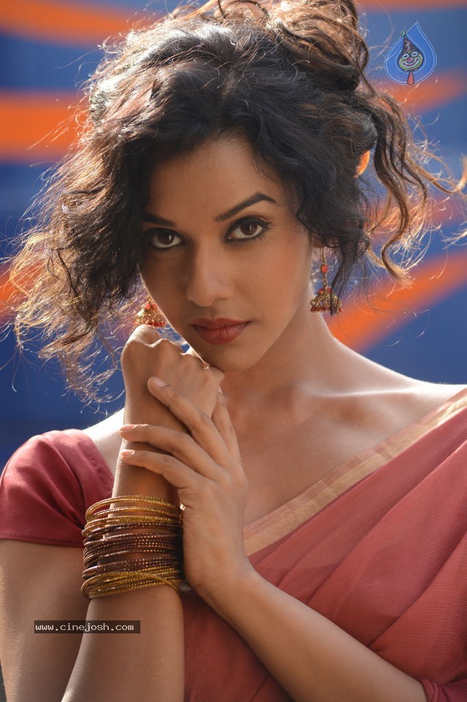 Anu Priya New Gallery - 85 / 124 photos