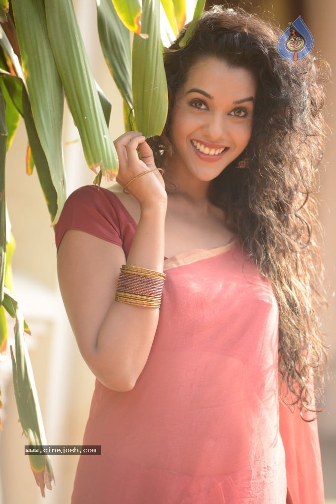 Anu Priya New Gallery - 109 / 124 photos