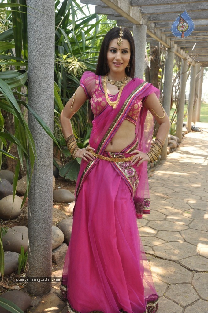 Anu Smruthi Latest Stills - 13 / 111 photos