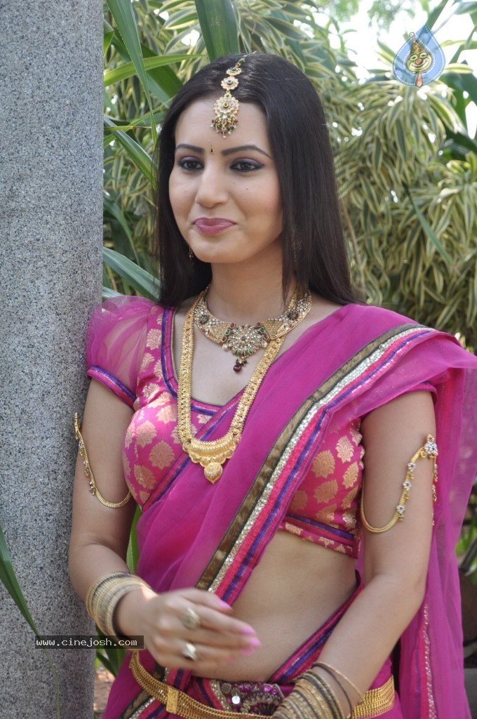 Anu Smruthi Latest Stills - 16 / 111 photos
