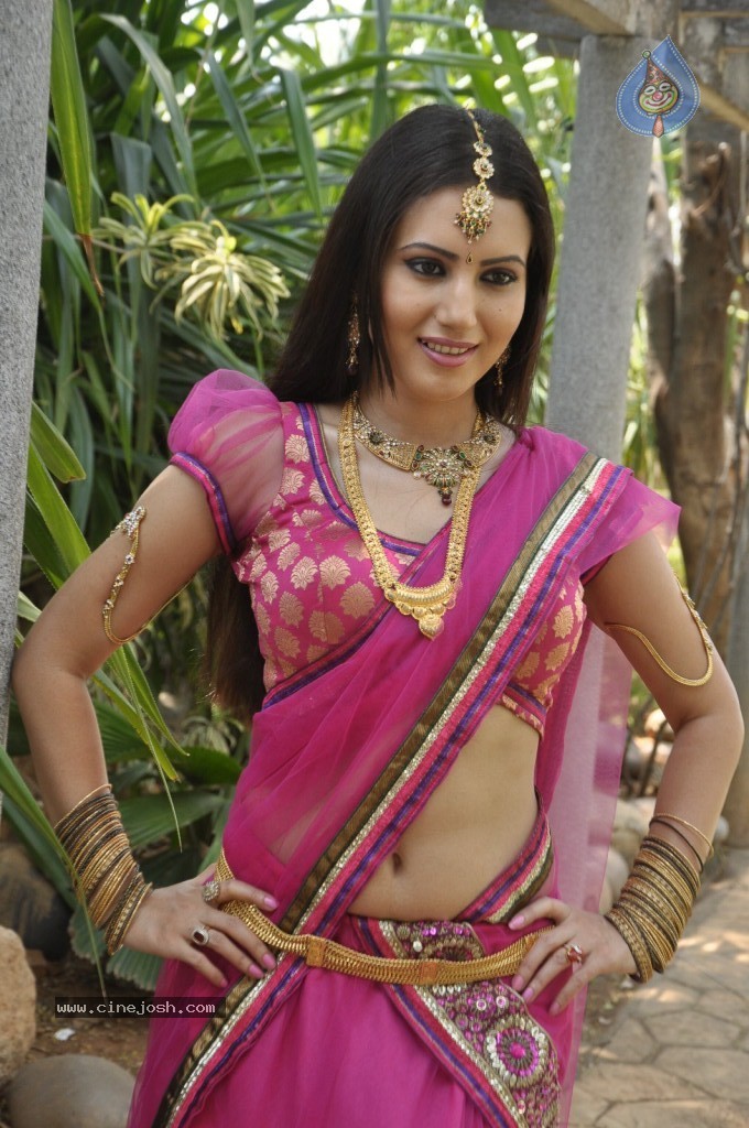Anu Smruthi Latest Stills - 36 / 111 photos