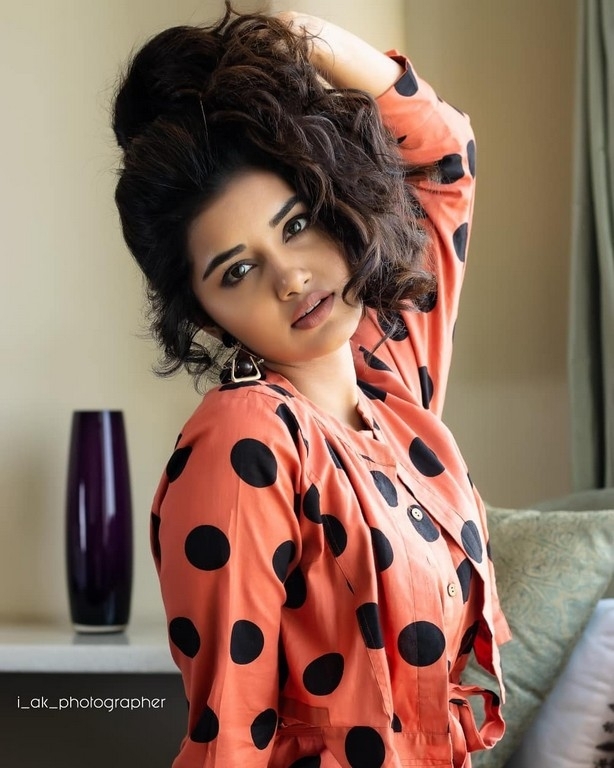 Anupama Latest Pics - 1 / 4 photos