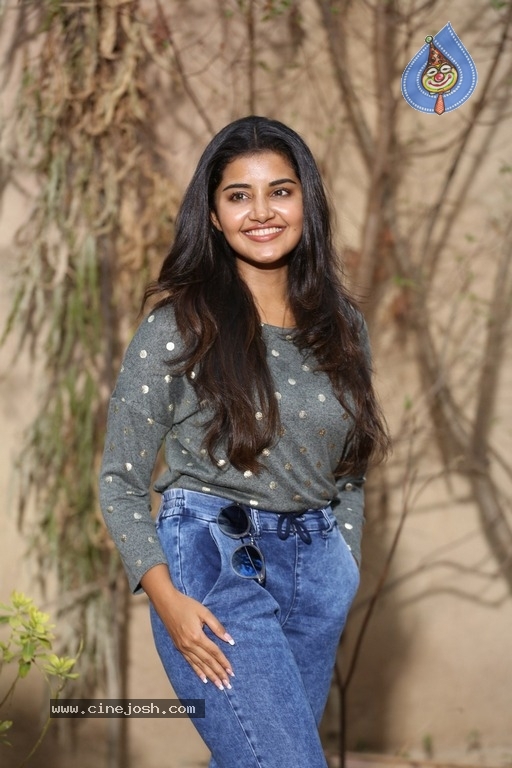 Anupama New Photos - 7 / 14 photos