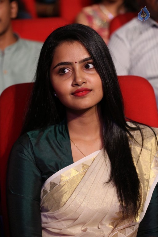 Anupama Parameshwaran at A Aa Audio Launch - 6 / 35 photos