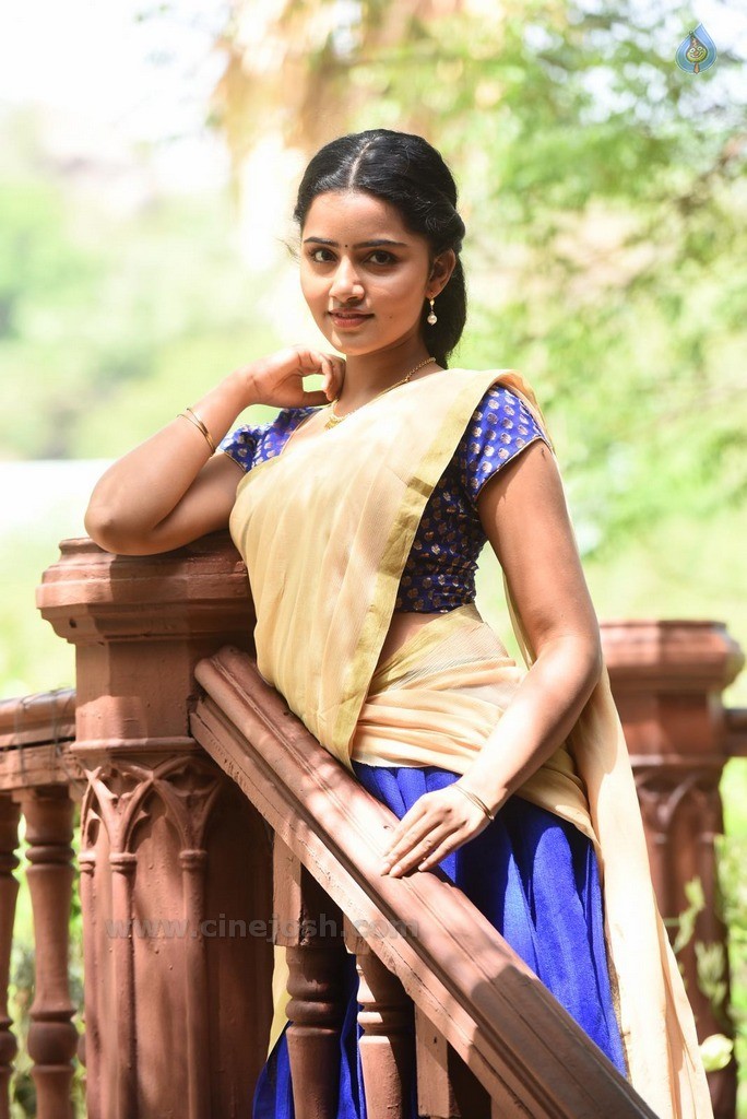 Anupama Parameswaran Latest Photos - 10 / 63 photos