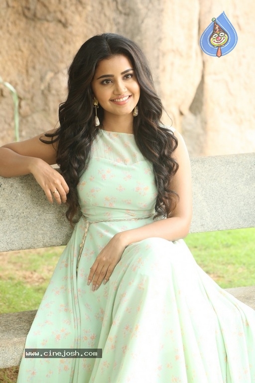 Anupama Parameswaran New Pics - 4 / 41 photos