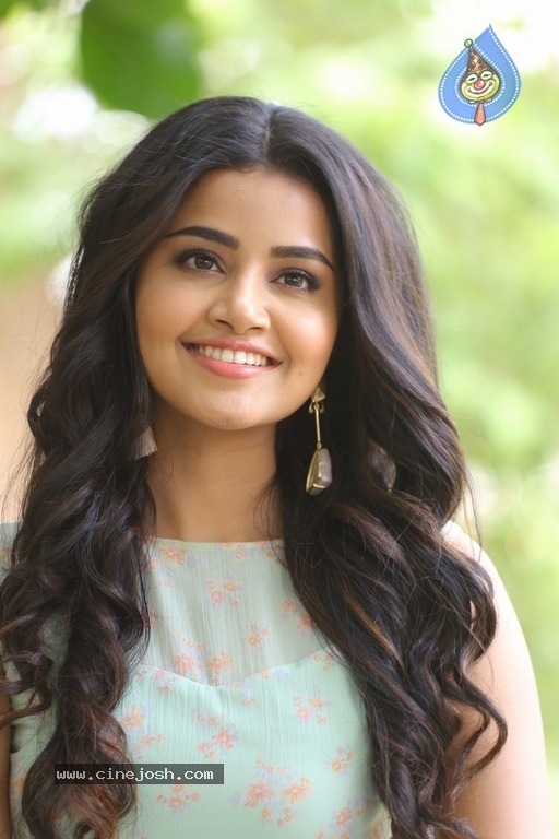 Anupama Parameswaran New Pics - 5 / 41 photos