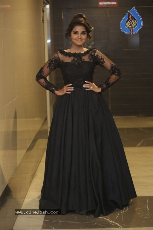 Anupama Parameswaran Photos - 2 / 49 photos