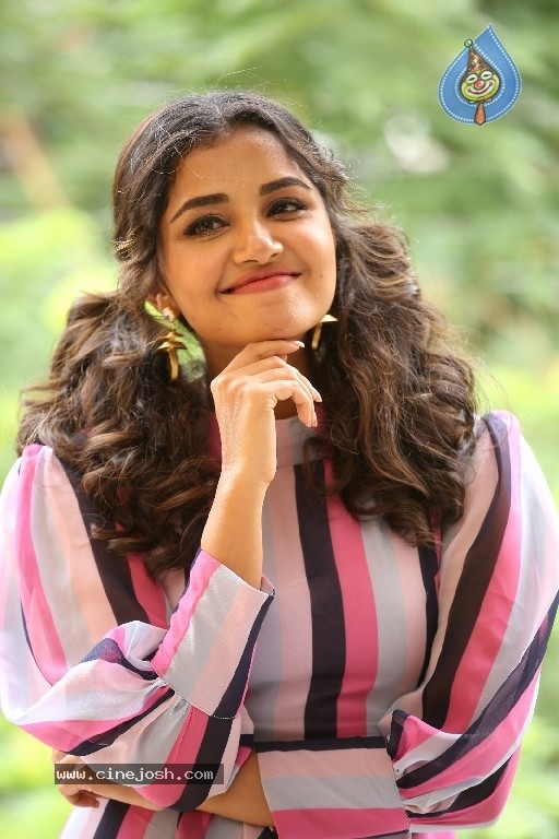 Anupama Parameswaran Pics - 19 / 21 photos