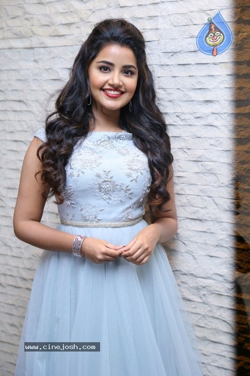 Anupama Parameswaran Stills - 5 / 36 photos